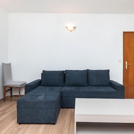 Apartment Ljuba Primosten Luaran gambar